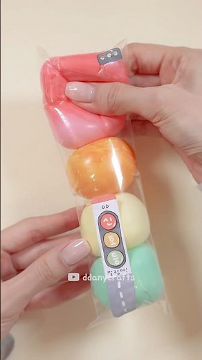 You made this with this..?🚦DIY Squishy Bag