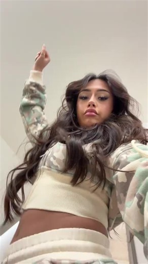 Asaliraniii: Fun with ASL Sign Language