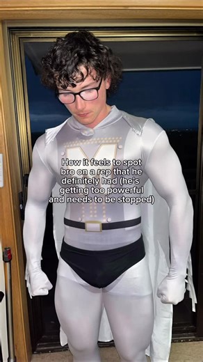 LOUIS | TBL Coaching on Instagram: "Ain’t no way he overtaking me 😭🙏 . Link in bio for 1 on 1 coaching 🔗 . Code LOUIS @_limitlessnutrition00 . . . #fyp #gym #gymmemes #gymbro #metroman"