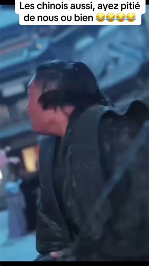 Vidéos de Momo Le Caméléon (@amed_choco_le_sapeur) avec son original - Momo Le Caméléon