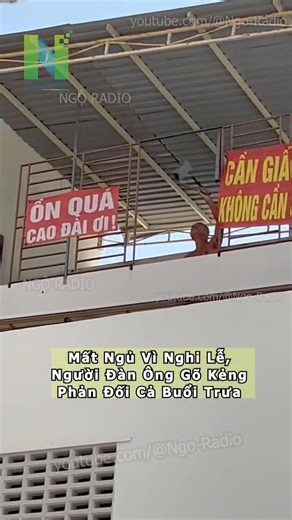 Mất Ngủ Vì Nghi Lễ, Người Đàn Ông Gõ Kẻng Phản Đối Cả Buổi Trưa