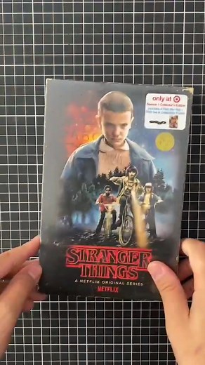 Unboxing de Stranger Things Temporada 1 en VHS