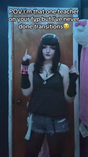 Ootd Teacher Trend: Showcasing Styles in Class