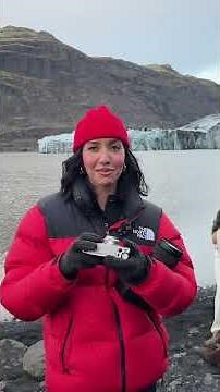 You need to try these sitting couples poses #photographertips