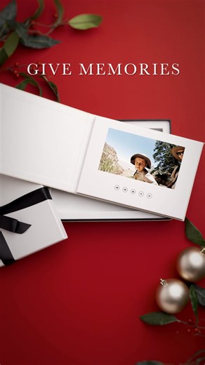Love rewatching family videos? Turn your favorite memories into video books! Guaranteed to be the favorite gift under the tree.🎄🎁 💫 Upload up to 4 hours HD video audio 💫 Personalization available 💫 Free video preloading | The Motion Books