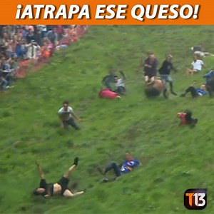 🧀 🏃‍♂️ 💨 La carrera anual de queso en Gloucestershire, Reino Unido tuvo un ganador. Chris Anderson rompió un récord atrapando el mayo número de ruedas de queso. Muchos quedaron con las ganas del título y varios moretones. » http://t13.cl | T13