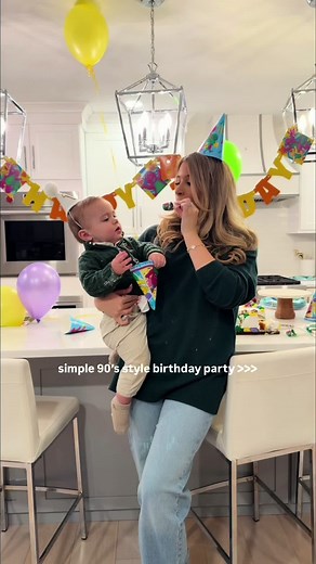 Reviving 90's Simple Birthday Parties with Barney Theme