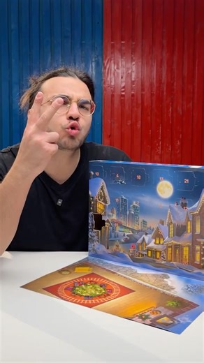 DAY 2 OF THE @LEGO ADVENT CALENDAR