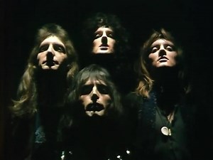 388K views · 157 reactions | BOHEMIAN RHAPSODY - QUEEN Canción de 1975 de la banda británica Queen. Escrita por Freedie Mercury para el álbum A Night At The Opera y lanzada como sencillo junto al tema I'm In Love With My Car. Éxito mundial y número 1 en el Reino Unido durante nueve semanas, abandera la Ópera Rock y el ideal romántico del Rock como arte. Tras la muerte de Freddie volvió a ser número 1. | The songs of my life | Facebook