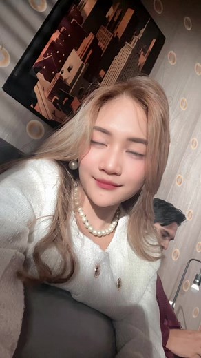 Mala Agatha: Cantik Terus dan Tulus
