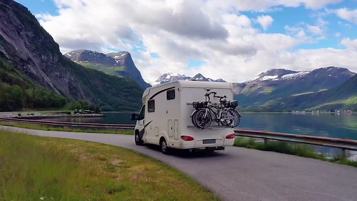 Track: Happy Ukulele Whistle - AndruLeo music #ukulelemusic #happikids #happymusic #whistlemusic #musicforvideos #nature #instrumentals #musicforvlog #newfreemusic #backgroundmusicforvideo