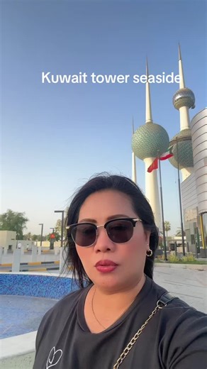 Explore Kuwait Tower Seaside: A Relaxing Getaway