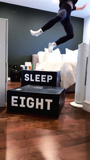 Emma Walsh on Instagram: "Best gift EVER!!!! Christmas came early and now it’s the only thing I miss in the UK atm! I have always struggled with a good nights sleep. The few nights I used this when I was home in the last month were actual heaven. I will give you the full report when I get home in Jan and I get more feedback. But for now - easy to follow set up instructions from the app you download to your phone. (Thalia not included 😋) It adjusts the temperature during the night when you’re as