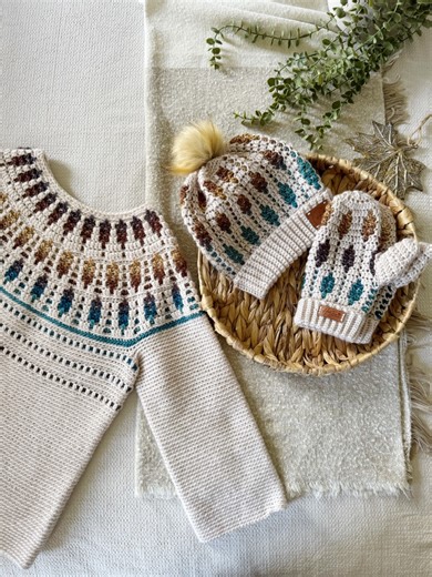 Say SLS to meet the Starlight Hat, Mittens and Sweater pattern! The perfect coordinating set in glorious overlay mosaic crochet that will have everyone asking where you got it from! Will you join us for the crochet along? #crochetsweater #crochethat #crochetmittens #ilovecrocheting #handmadewardobe #winterfashion | HanJan Crochet