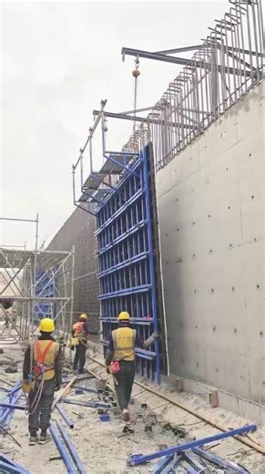 Share Tips on Formwork Installation at Construction Site