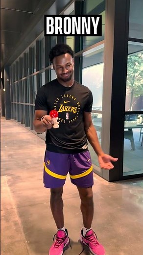 Lakers Players VERSUS The Kendama Challenge