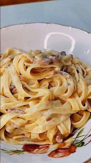 Creamy Mushroom Tagliatelle Pasta Recipe