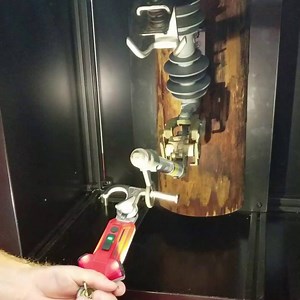 Setting a new standard for inline hot stick lighting. Spotted at #ICUEE2019, our USB Rechargeable Utility Hot Stick Light. | Milwaukee Tool