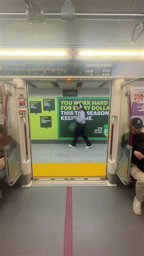 Toronto Subway Line 1 Door Closing Chime