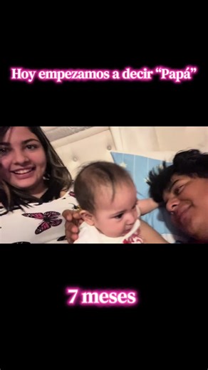 #foryoupage #parati #papa #bebe #primerapalabra 🩷🩷🩷🥹 🩷🩷🩷 No puedo explicar cómo está mi corazoncito al ver lo rápido que está creciendo nuestro bebé, la bendición más hermosa que nos ha podido pasar, ser tus papás. Adivinen quién aprendió a decir “papá” 🥹✨ Me derrite ver cuánto ama a su papá. La emoción con la que lo recibe cuando llega del trabajo, cómo lo mira incluso mientras duerme, y esa sonrisita tan dulce que le regala aunque él no la vea. Ahora “papá” es su palabra favorita… la r