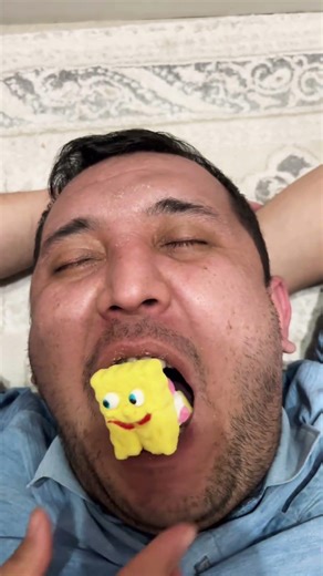 “SpongeBob, cotton candy, marshmallow — a tasty treat 🍭”