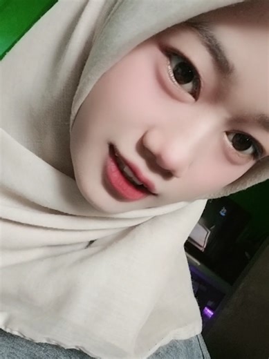 etaaa (@nessayulia)’s videos with Remix Adityaks - Random