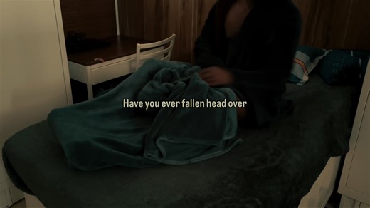 Sometimes life feels heavy, hearts break, and everything falls apart but somehow we still keep loving, still keep hoping. Life’s a Mess by Juice WRLD reminds us that even in chaos, love and pain can exist in the same breath. It’s proof that broken moments can still carry beautiful feelings. Some songs don’t just play… they understand you. 🖤🎧 #juicewrld #lifelesson #heartfelt #sadvibes #viralsound