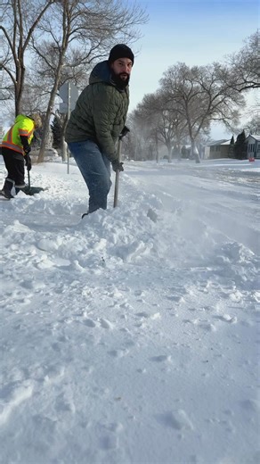 ❄️More snow. More service.❄️ Even in a blizzard, our participants (Snow Angels) were back at it, helping neighbours shovel driveways and show up for the community. As one participant put it best, “We’re showing initiative and we’re here to help.” | Bruce Oake Recovery Centre