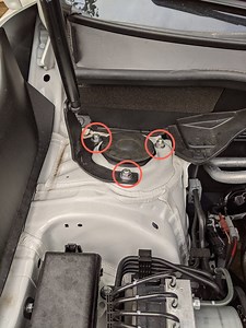 2019  Front Strut Top Bolt Torque?