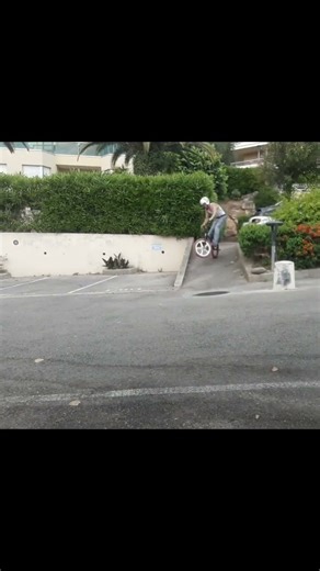 tire ride / 180 / 180 fakie halfcab