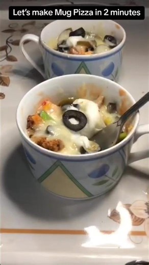 Mug Pizza #mugpizza #2minrecipe #instantrecipe #cravingforfood #uniquerecipe