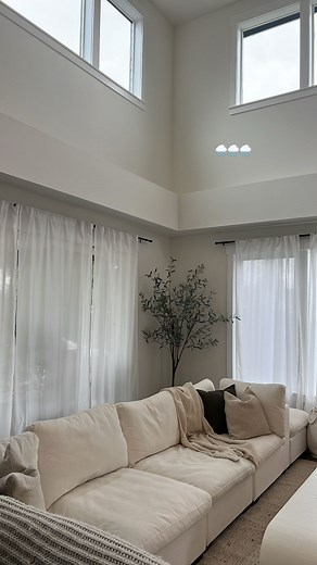 kaeli mae ragains | Watch the new series Design Down Under Saturdays at 8p/7c on Magnolia Network or stream it on Max #designdownunder #magnolianetworkpartner... | Instagram