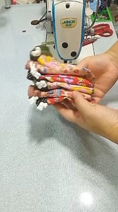 How to make a small, easy drawstring bag | Sewing #sewing #diy #handmade #diybag #sewingideas #sewingtips #sewingprojects #sewingexercises #drawstringbag #holiday #holidaydecoration | Diy By.rutchanoo