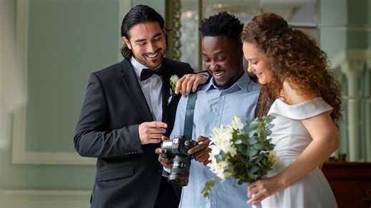 Wedding Photographer Slated In Public For Allegedly Ruining The Life Of One Guest, Drama Ensues