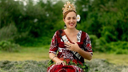 216K views · 7.4K reactions | Hiding behind the screen doesn’t make it less hurtful. CYBERBULLYING IS BULLYING. STOP CYBERBULLYING!!! | Miss Heilala Pageant | Facebook