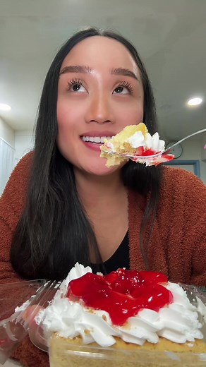 Safeway Tres Leches Cake Review and Mukbang Experience