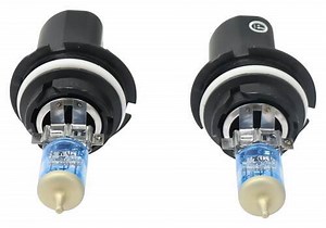 2016 International Trucks 8600 Series Sylvania 9007 Halogen Headlight Bulb - SilverStar Ultra - 65/5