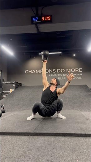 МИРОВОЙ РЕКОРД!ГИЛТИКИЛЛА.ГИРЯ 40КГ НАПОПА В ПРАВОЙ РУКЕ ЛЕЧЬ И ВСТАТЬ ИЗ СЕДА БЕЗ ПОМОЩИ ЛЕВОЙ РУКИ