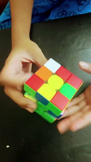 Cubing tutorials be like