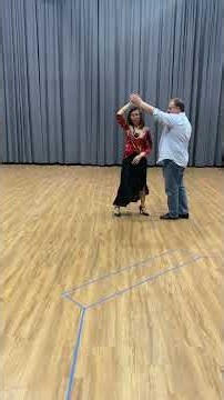 Salsa Beginner Lesson: underarm turn lead/follow 2. At Bloomington, MN (Ballroom & Latin Dance Club)