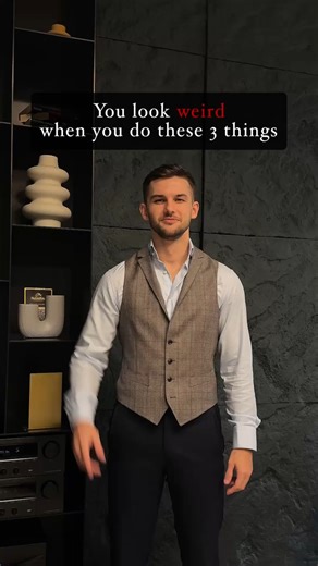 🔴 Write a comment “Masculine” to get the link to my newest e-book - Masculine Body Language. | Rafael Bielak - Body Language