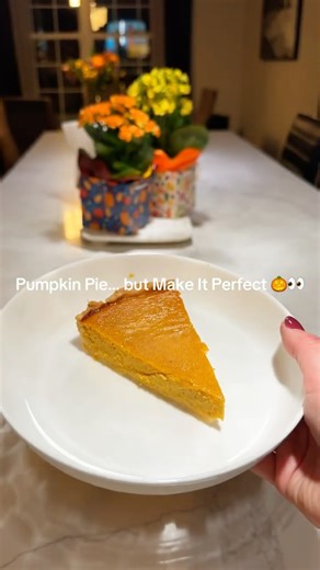 The BEST Pumpkin Pie Recipe (Quick & Easy!) 🎃🥧