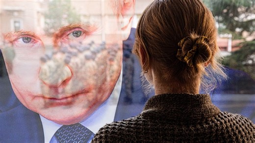 Poutine mise sur les femmes pour gagner