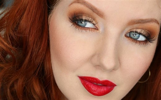 【开架天后】Wet 'N Wild湿又野妆容教程 丨 圣诞妆容