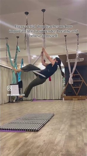 aerial yoga flow to build strength, balance and trust✨#AerialYoga #YogaShorts #MindfulMovement