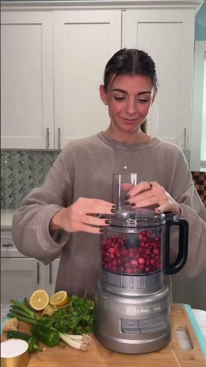 The BEST Cranberry Salsa | cookingkatielady.com