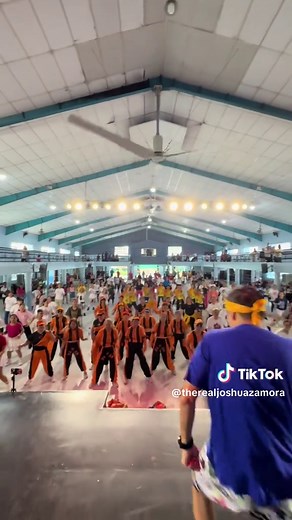 Canossa Academy Lipa Students Energized for 2025