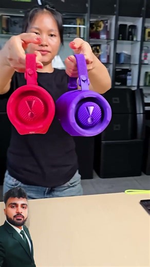 JBL Charge 6 Multi-Speaker Play | Auracast Demo
