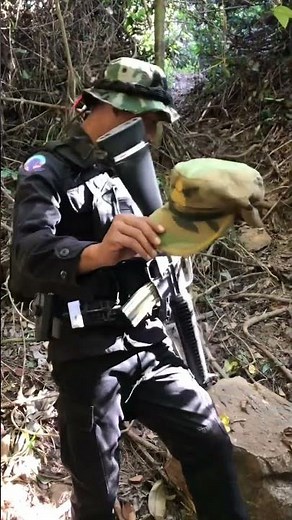 Patrol found a smelly hat #Thai border soldier