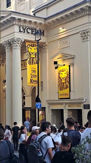 Lion King Show - The Lyceum Theatre in London West End #lyceum #westendlive #london #thelionking